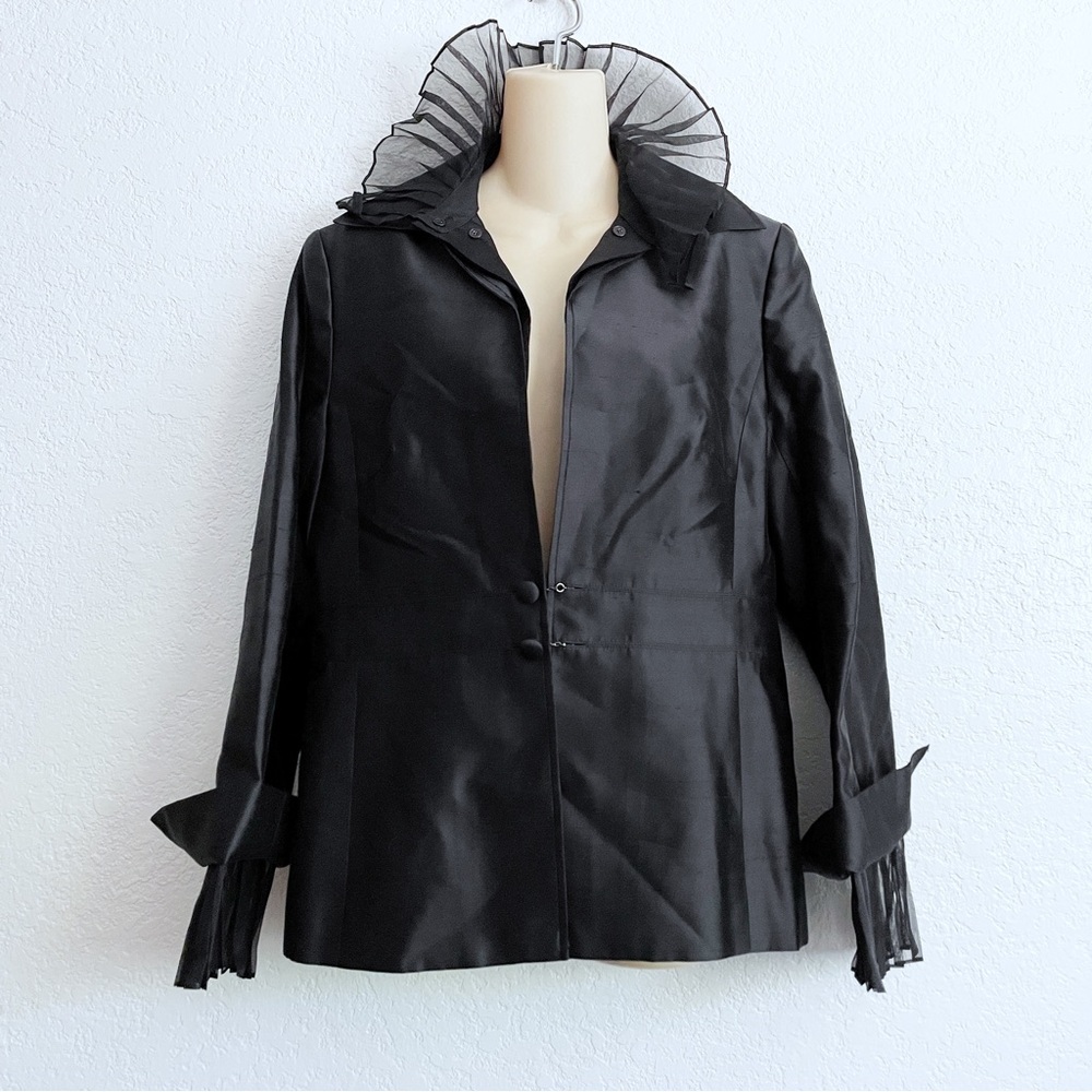 Liliu Black Artsy Blazer 12 MEDIUM Ruffle Pleated Collar Sleeves Detail